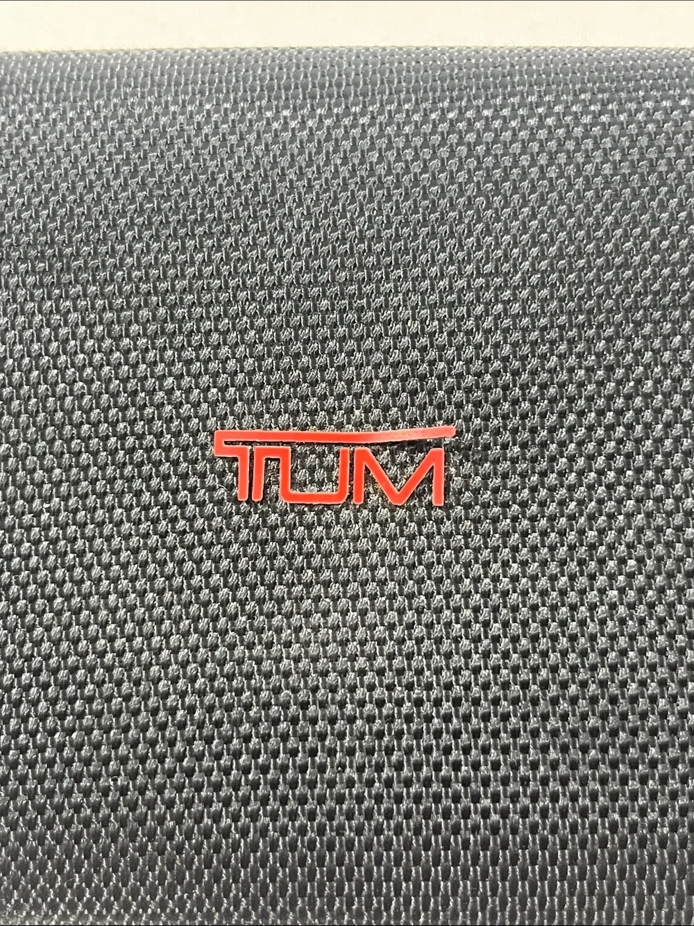 Tumi Accessory/Travel Case - Black - with Travel Samples - new with flaw